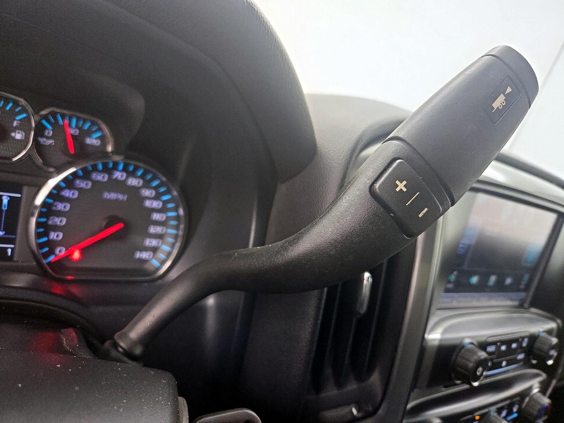 Thumbnail: 2015 Chevrolet Silverado 2500 - 18