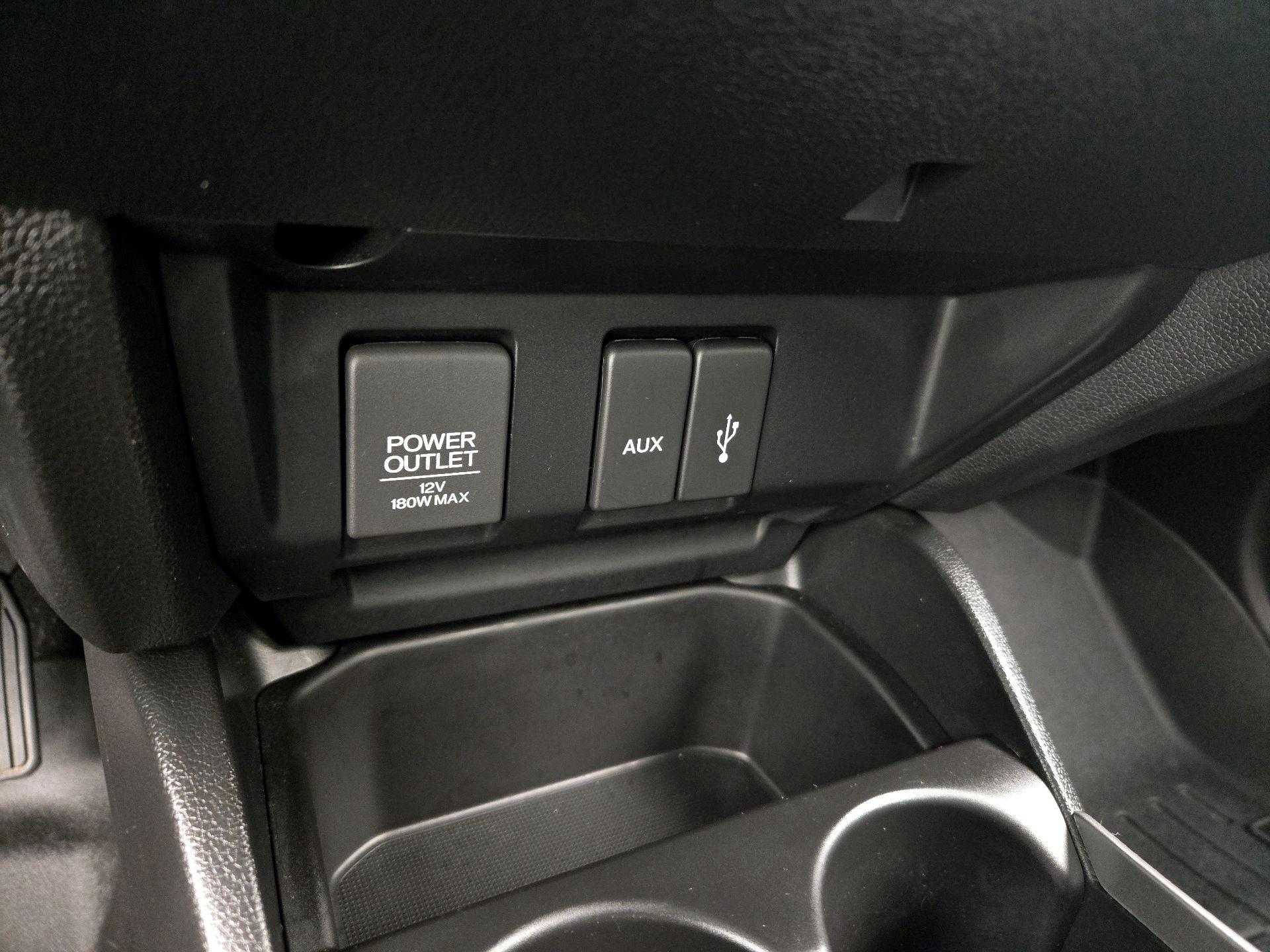 Thumbnail: 2016 Honda Fit - 18