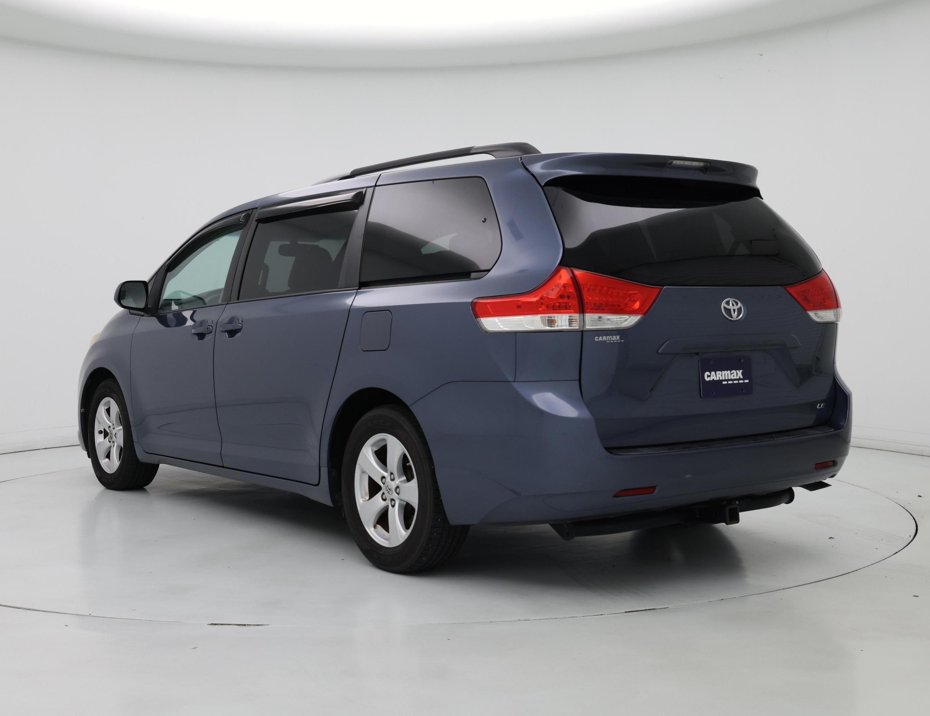 Thumbnail: 2014 Toyota Sienna - 2
