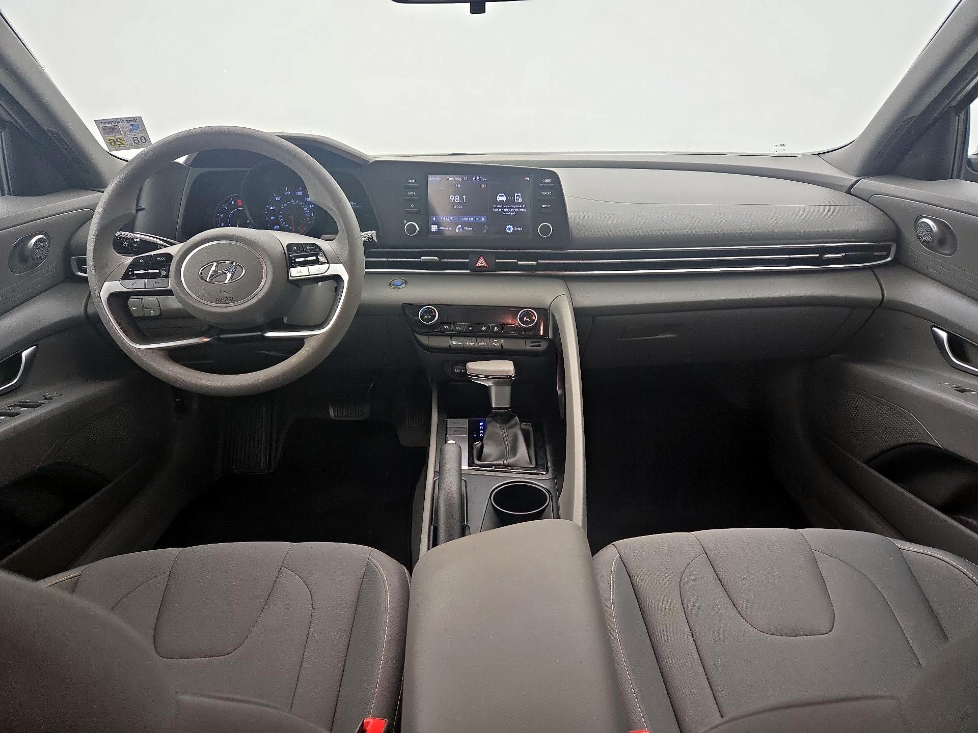 Thumbnail: 2022 Hyundai Elantra - 9