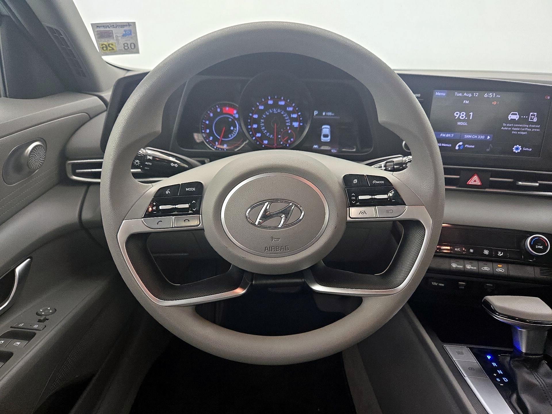 Thumbnail: 2022 Hyundai Elantra - 10