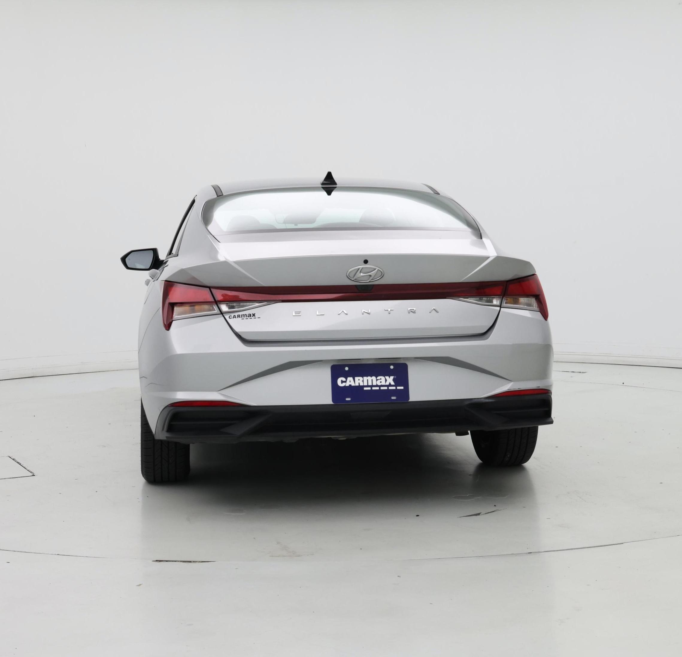 Thumbnail: 2022 Hyundai Elantra - 6