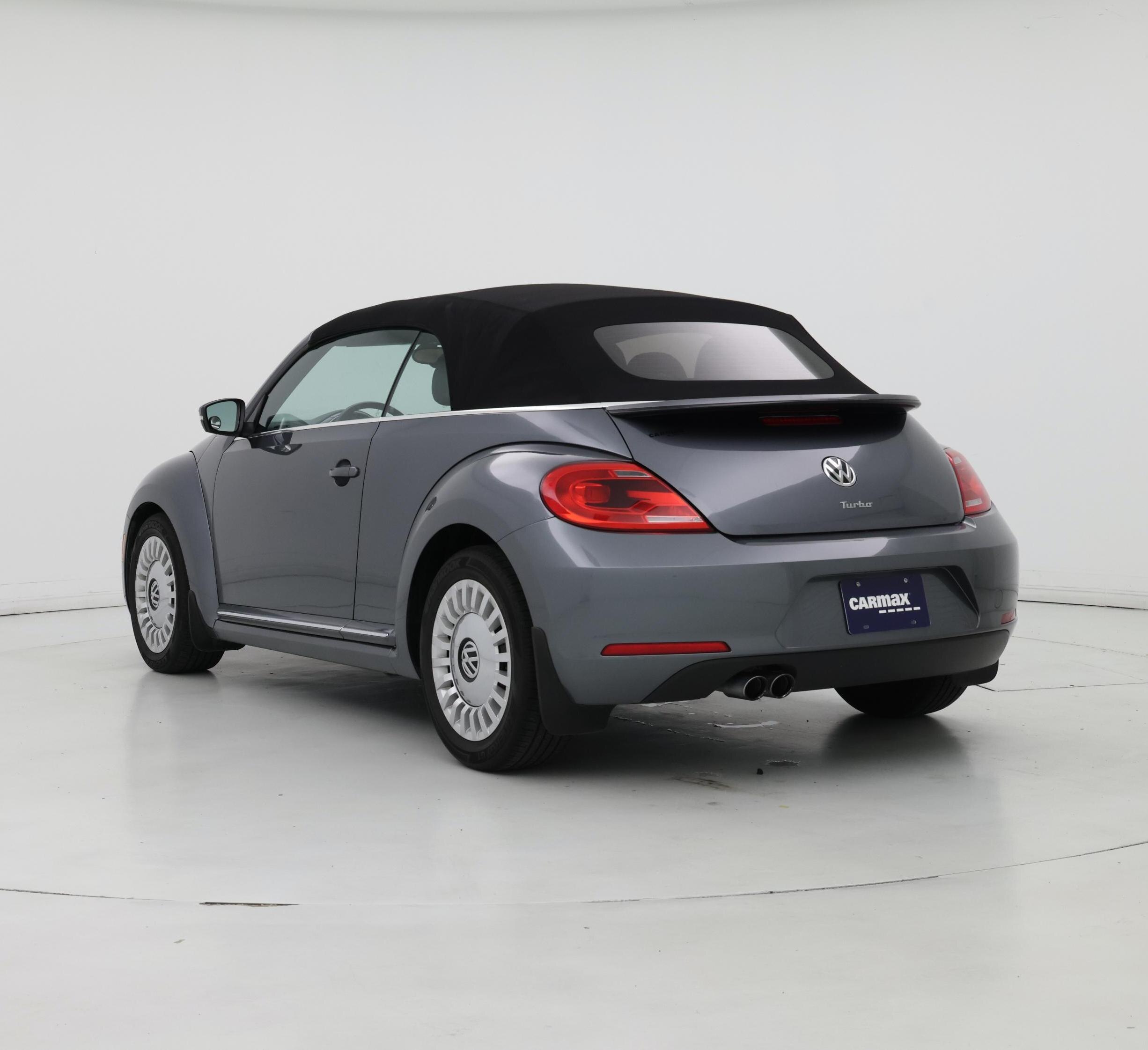 Thumbnail: 2016 Volkswagen Beetle - 2