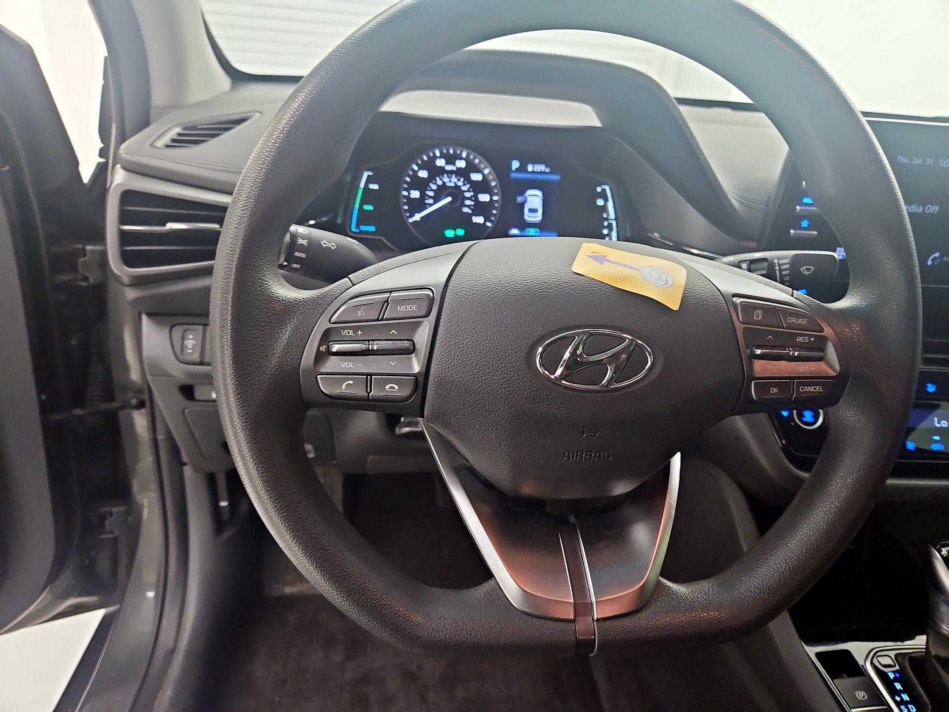 Thumbnail: 2021 Hyundai Ioniq - 10