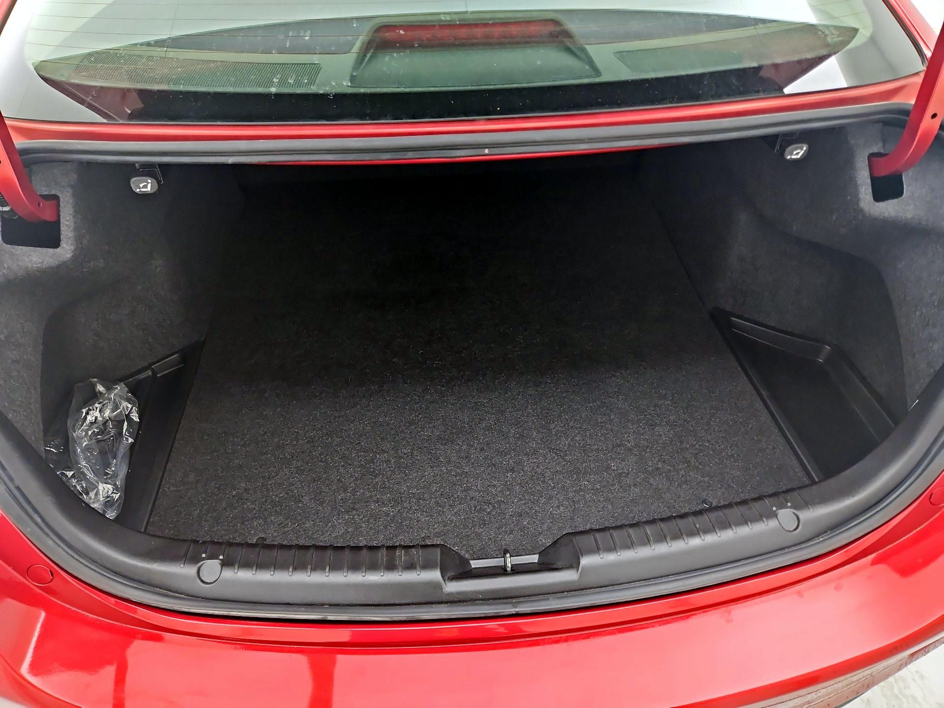 Thumbnail: 2015 Mazda Mazda6 - 20