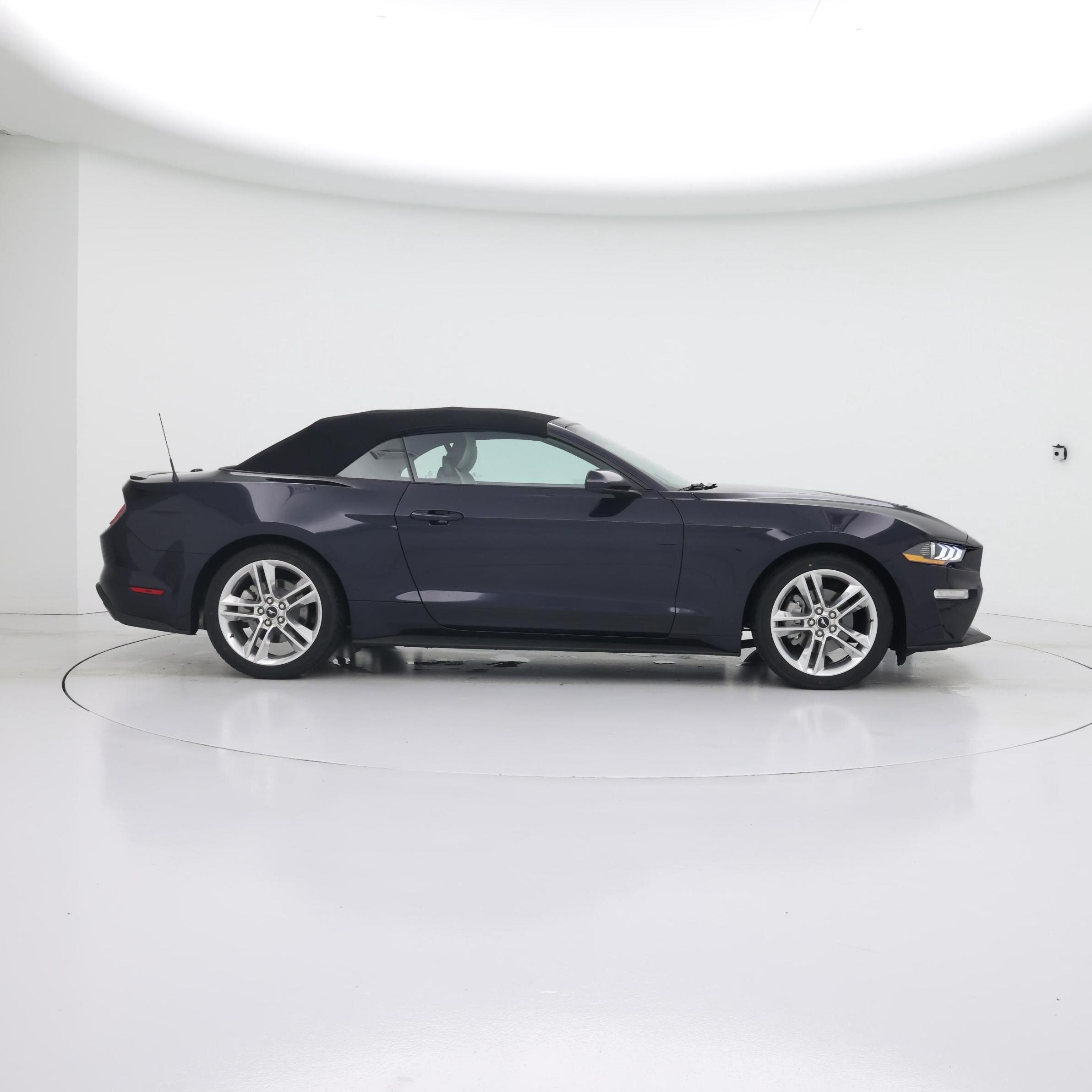 Thumbnail: 2021 Ford Mustang - 7