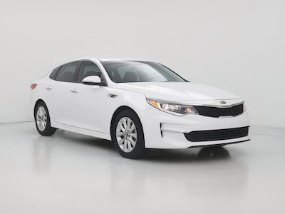 White 2018 Kia Optima LX