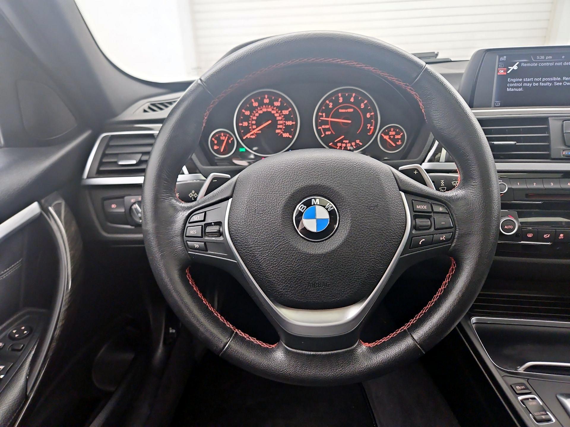 Thumbnail: 2016 BMW 3 Series - 10