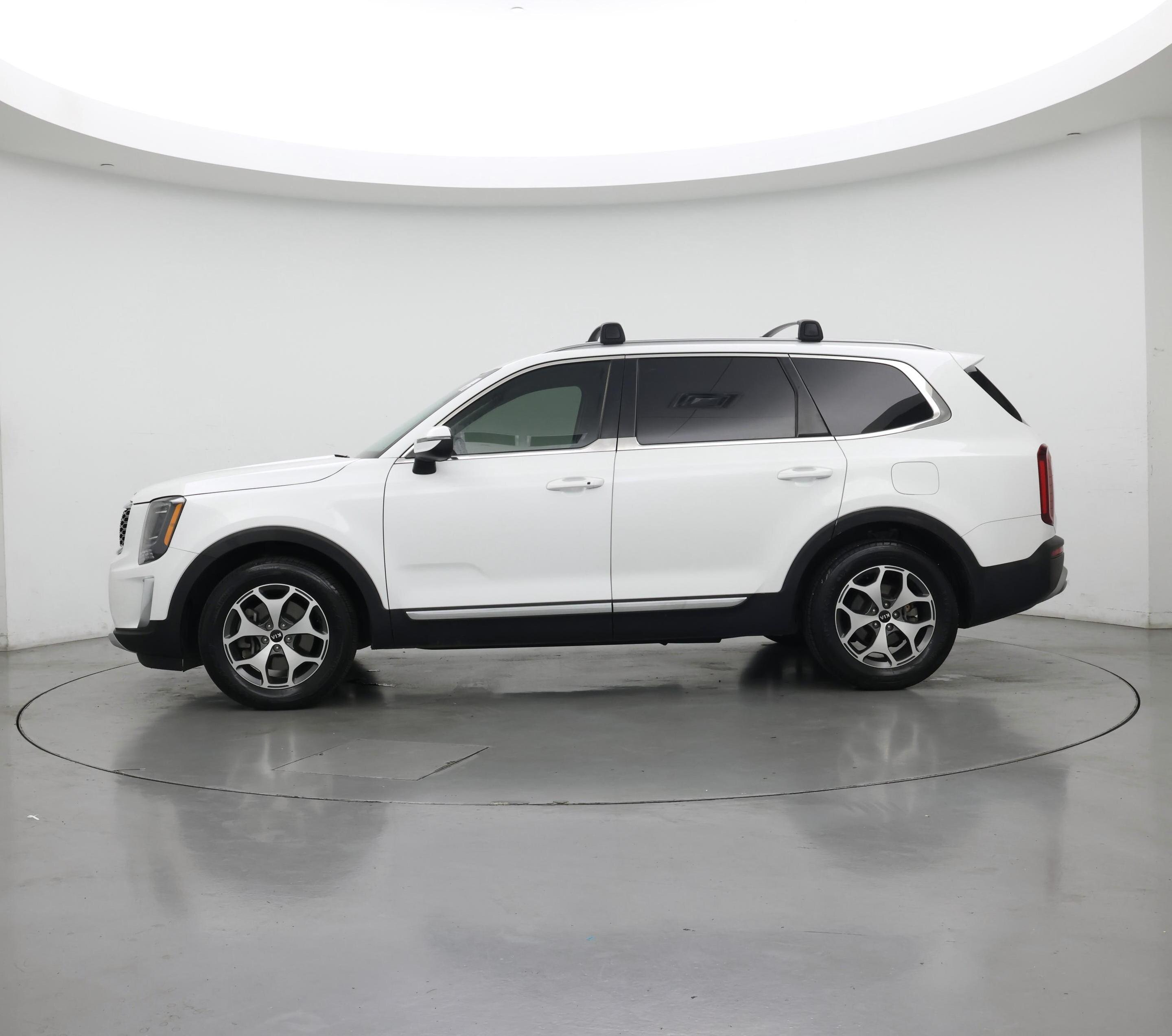 Thumbnail: 2020 Kia Telluride - 3