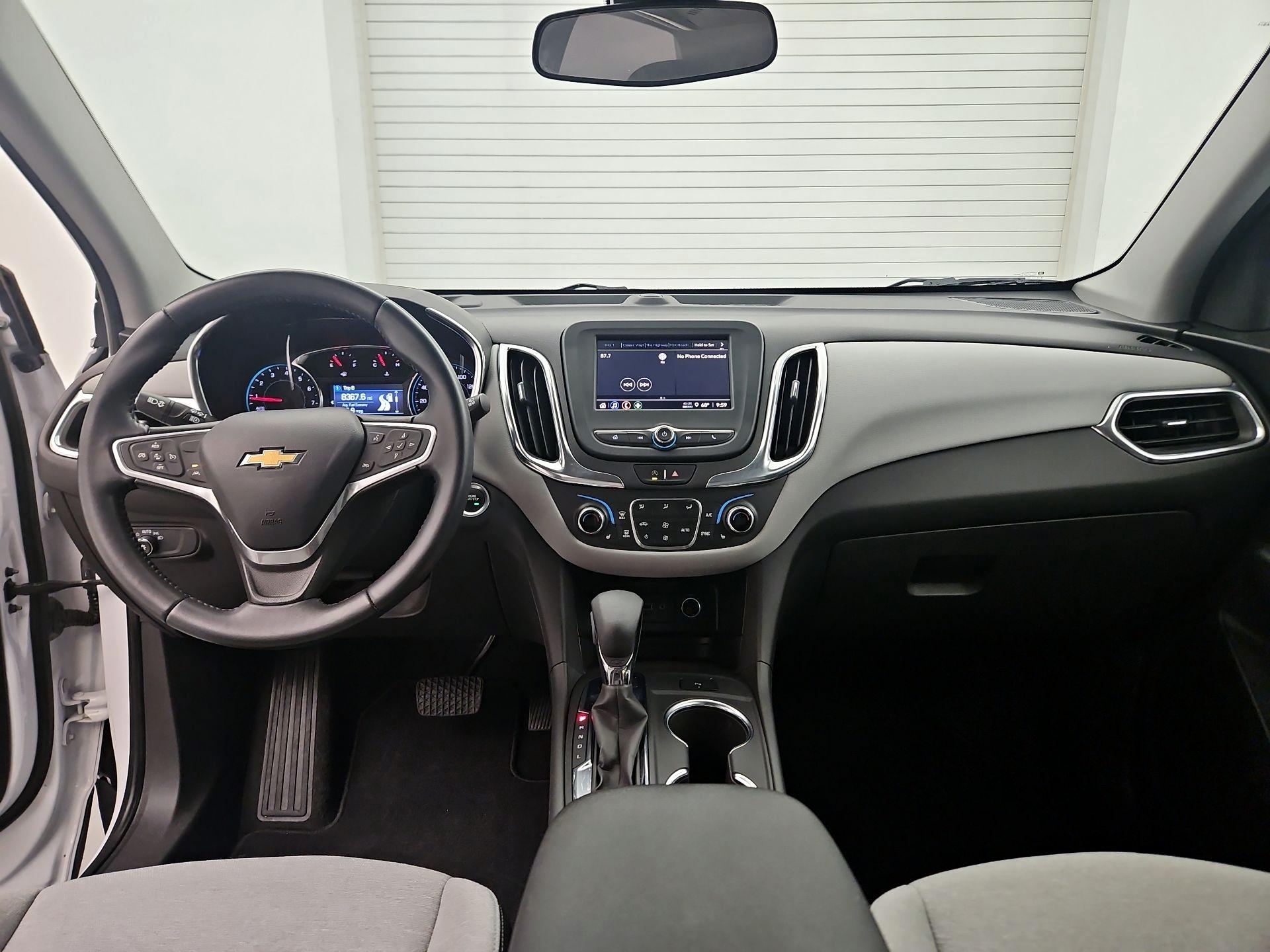 Thumbnail: 2022 Chevrolet Equinox - 9