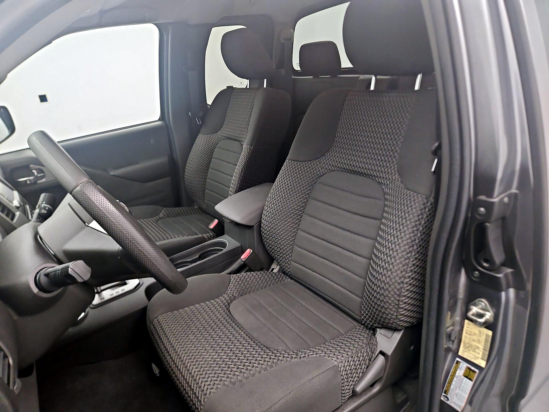 Thumbnail: 2020 Nissan Frontier - 11
