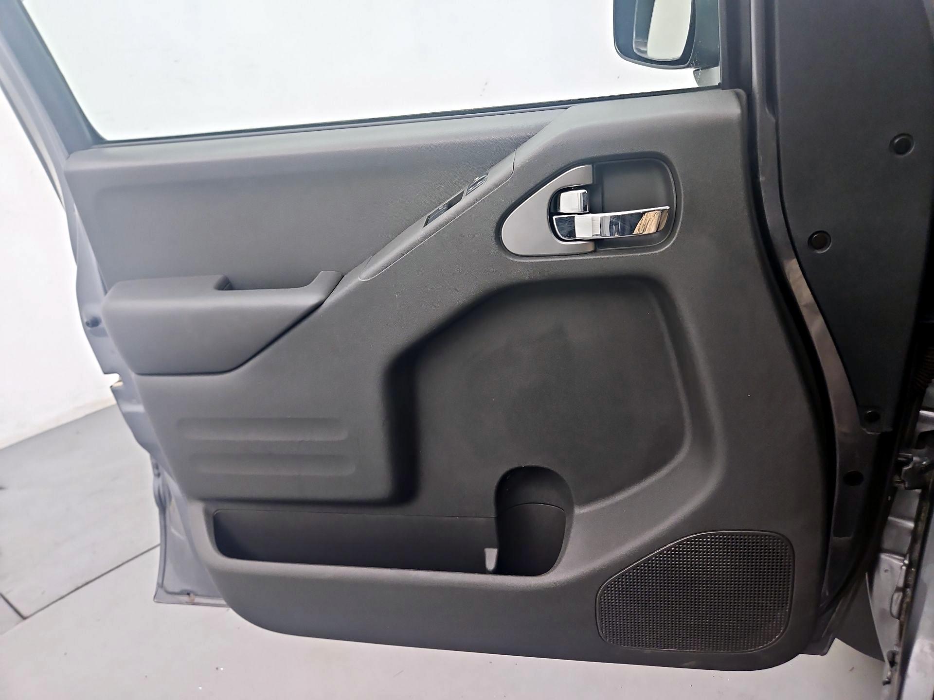 Thumbnail: 2020 Nissan Frontier - 12