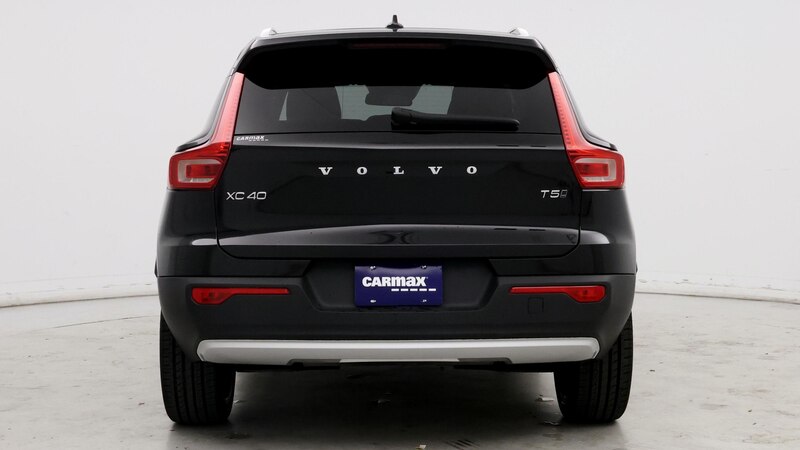 2019 Volvo XC40 T5 Momentum 6