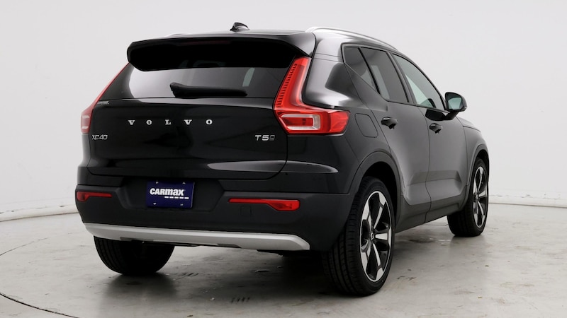 2019 Volvo XC40 T5 Momentum 8