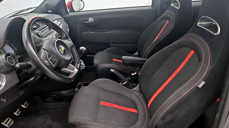 2013 Fiat 500 Abarth 11