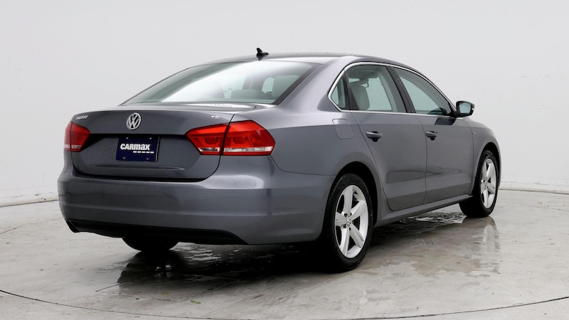 2015 Volkswagen Passat Limited Edition 8