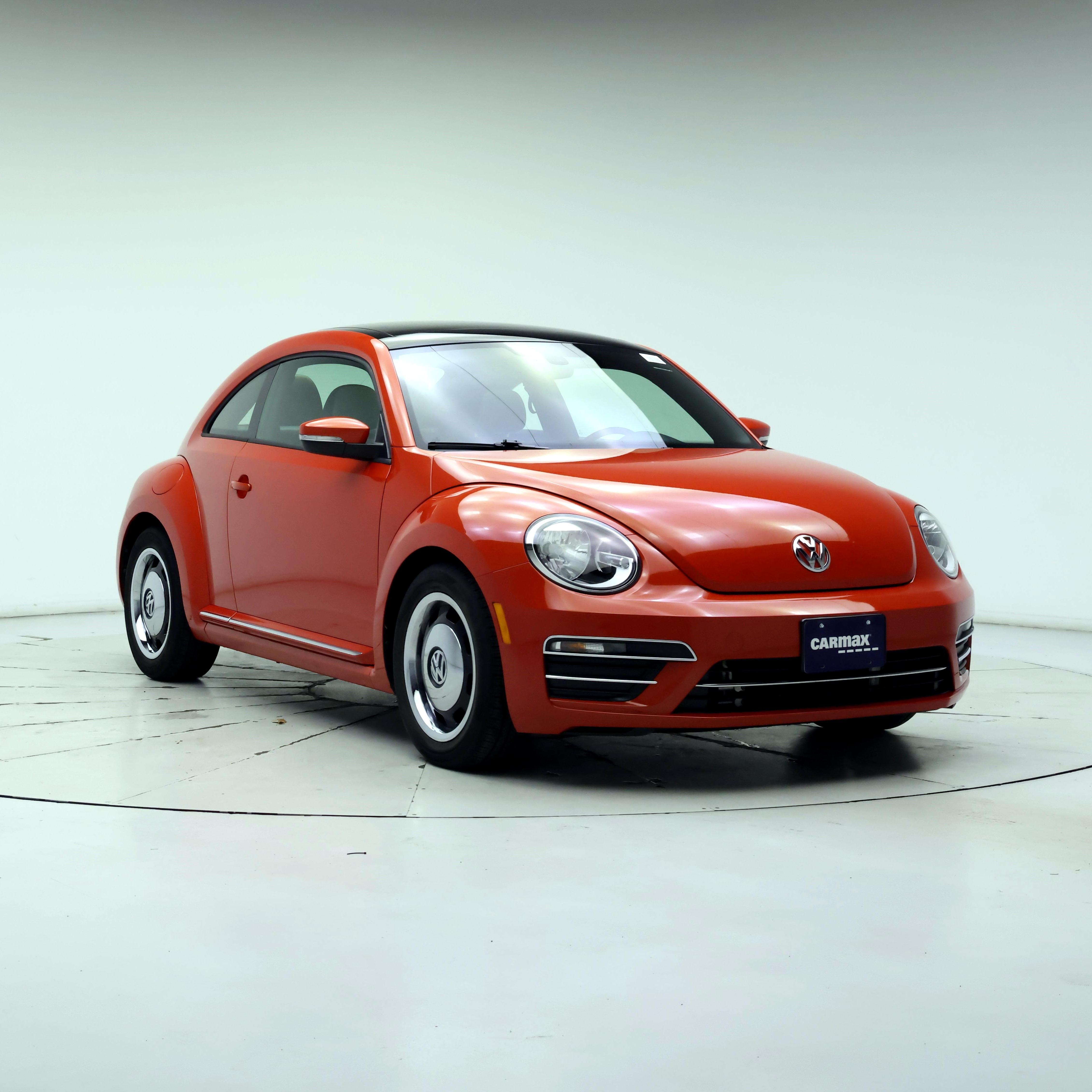 2018 Volkswagen Beetle 2.0T S Hatchback FWD