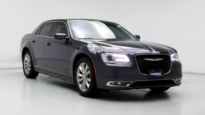 2018 Chrysler 300 Touring Hero Image