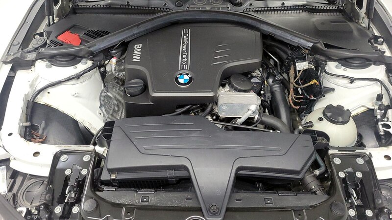 2013 BMW 3 Series 320i 19