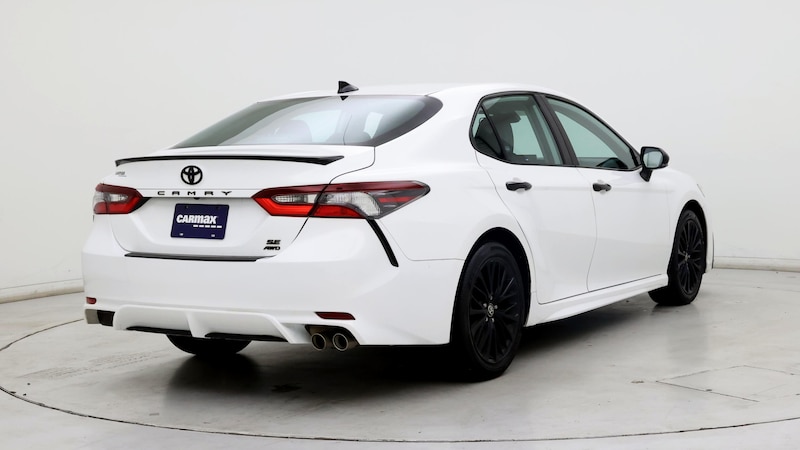 2022 Toyota Camry SE 8