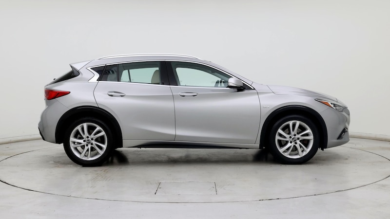 2018 INFINITI QX30 Premium 7