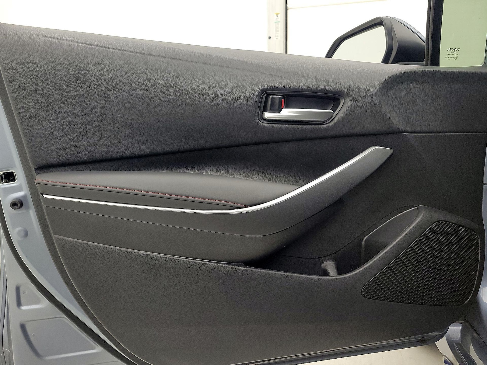 2024 Toyota Corolla SE - Photo 13