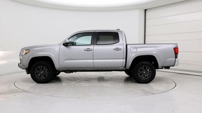 2020 Toyota Tacoma SR5 3