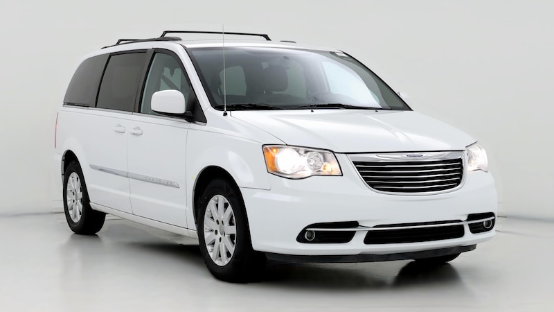 2016 Chrysler Town & Country Touring Hero Image