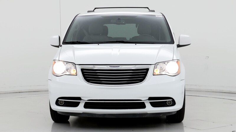 2016 Chrysler Town & Country Touring 5