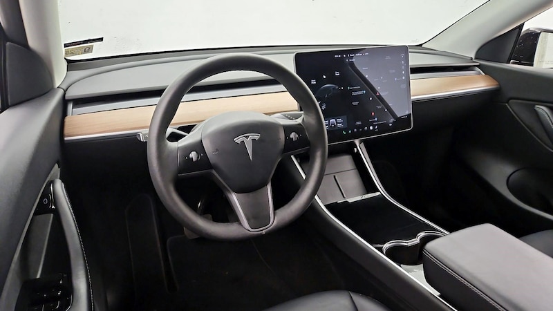 2021 Tesla Model Y Long Range 9