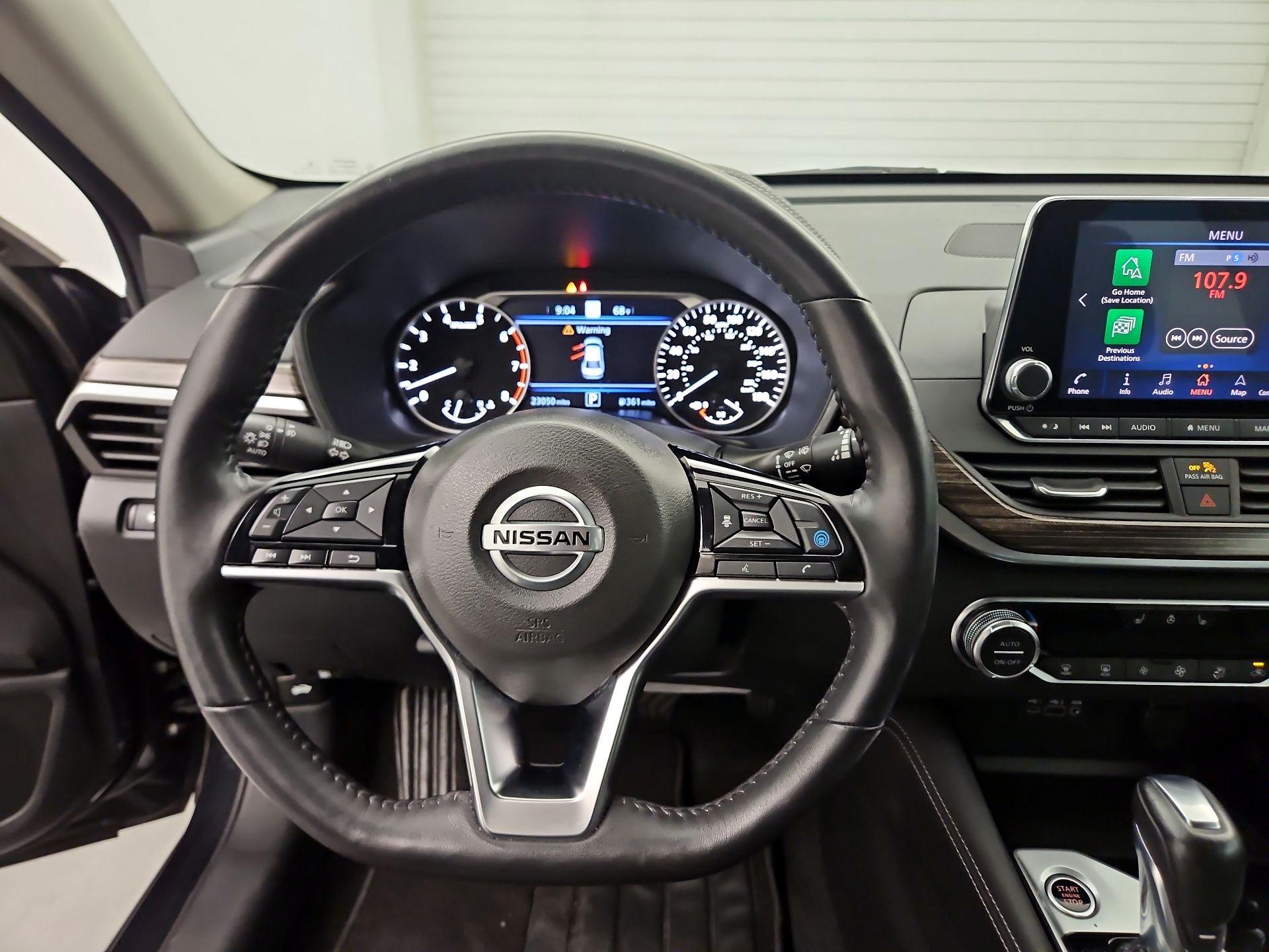 Thumbnail: 2020 Nissan Altima - 10