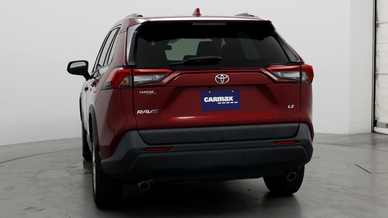 2020 Toyota RAV4 LE 6