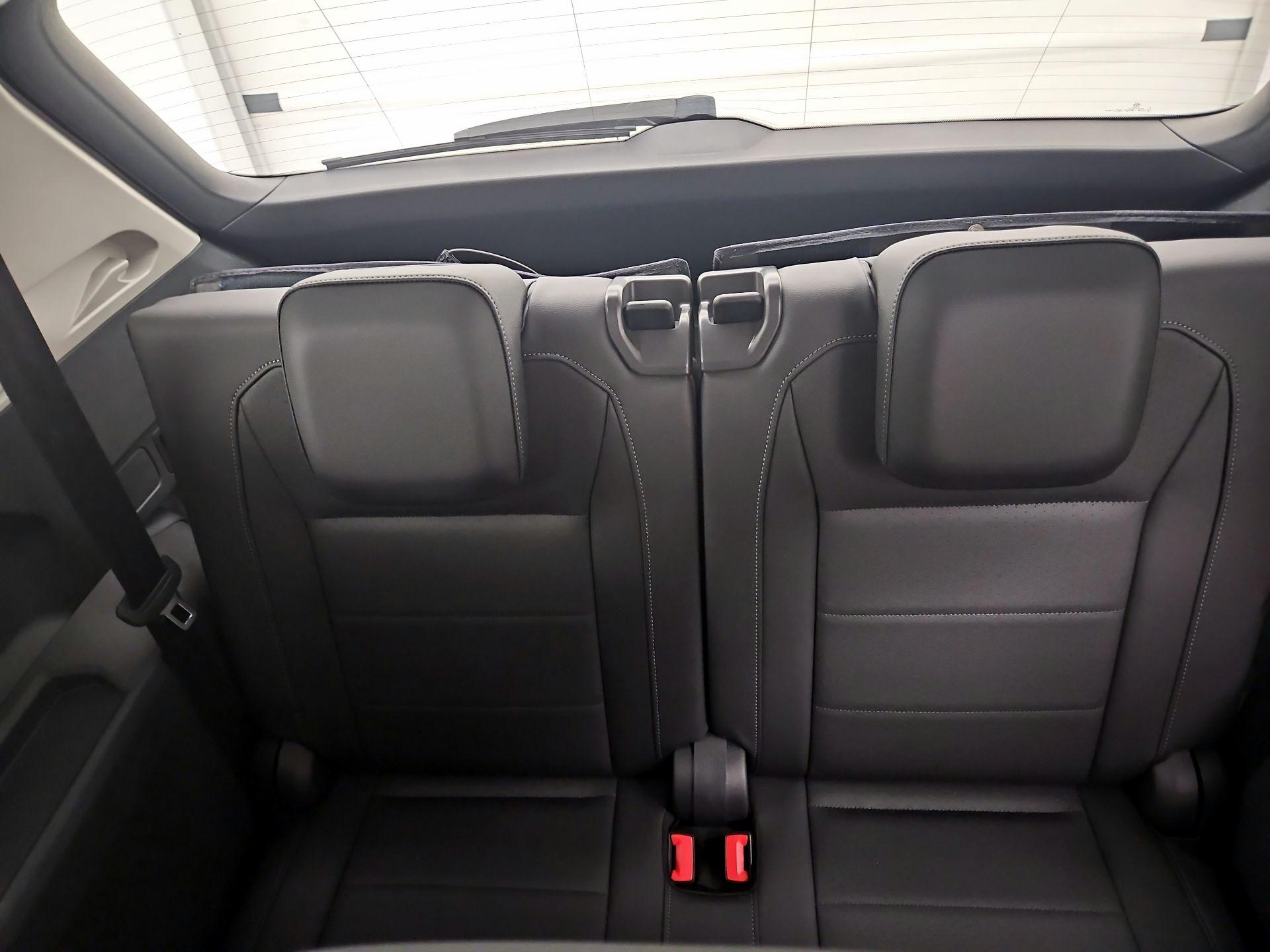 Thumbnail: 2019 Volkswagen Tiguan - 20