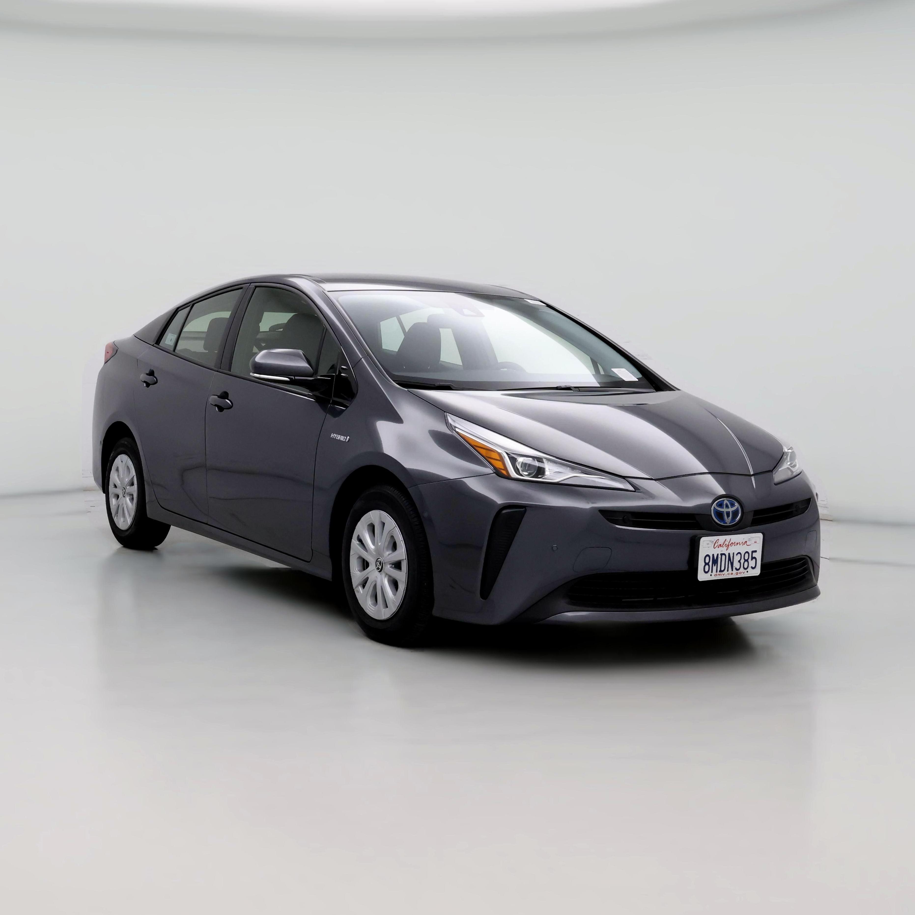 2020 on sale prius le