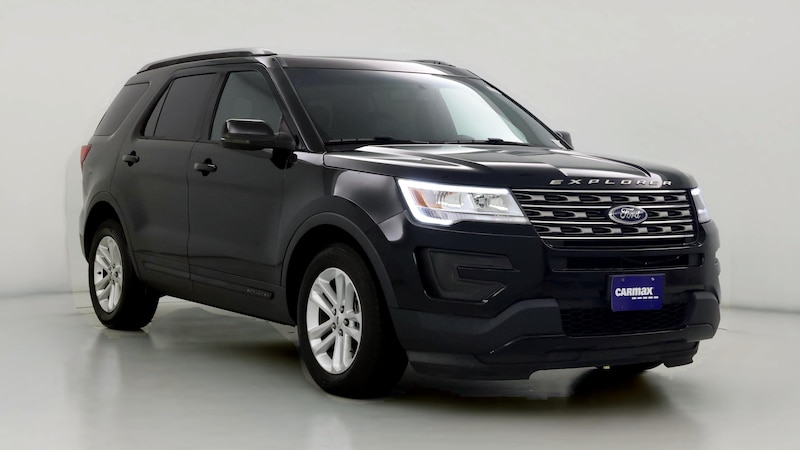 2016 Ford Explorer XLT Hero Image