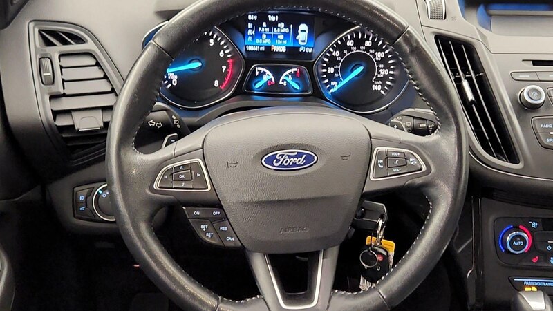 2017 Ford Escape SE 10