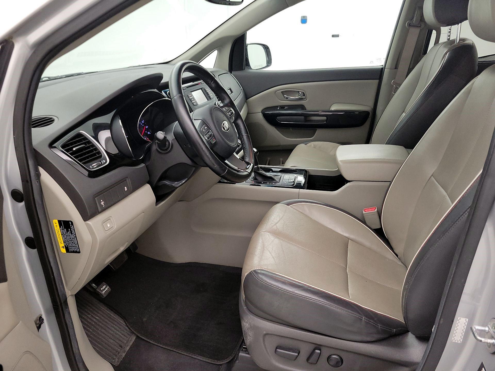 Thumbnail: 2016 Kia Sedona - 11