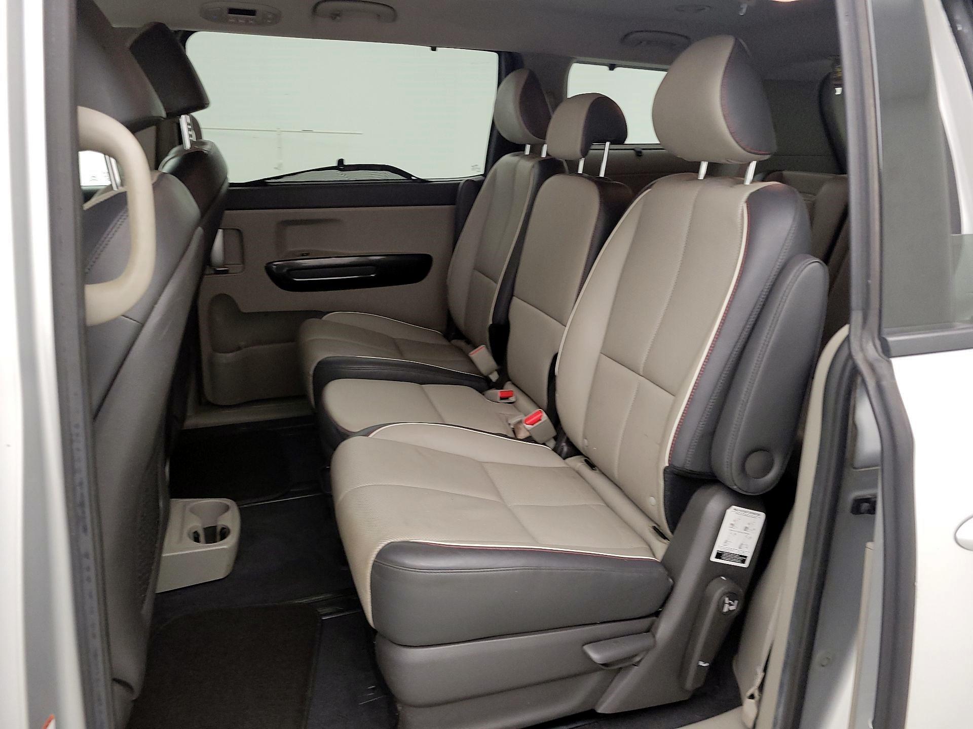 Thumbnail: 2016 Kia Sedona - 19
