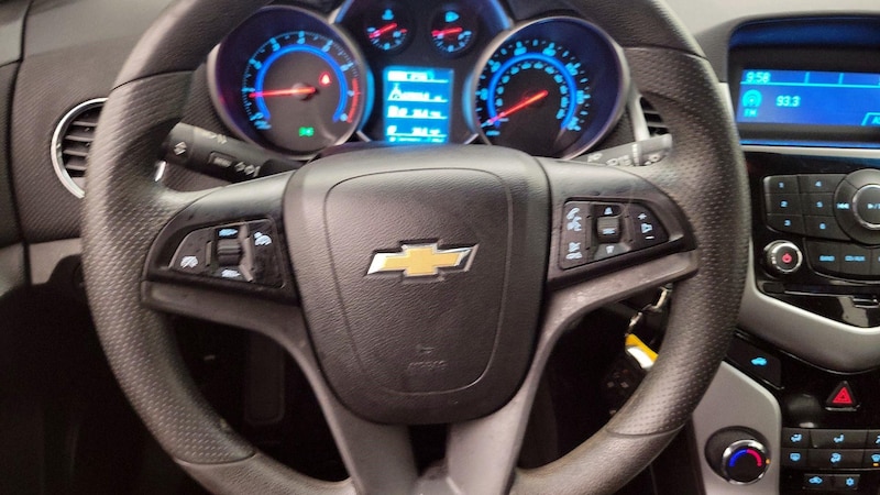 2016 Chevrolet Cruze Limited 10