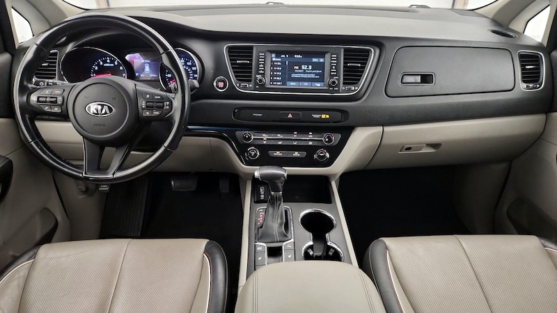 2019 Kia Sedona EX 9