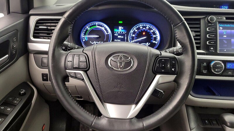 2015 Toyota Highlander Limited 10