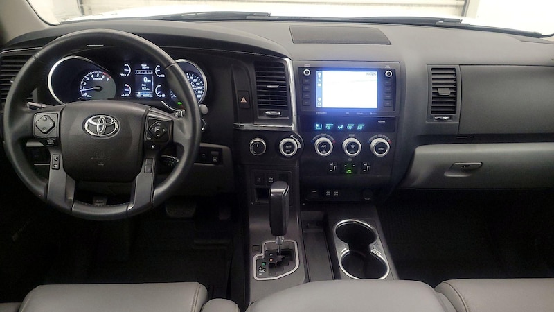 2021 Toyota Sequoia Limited 9