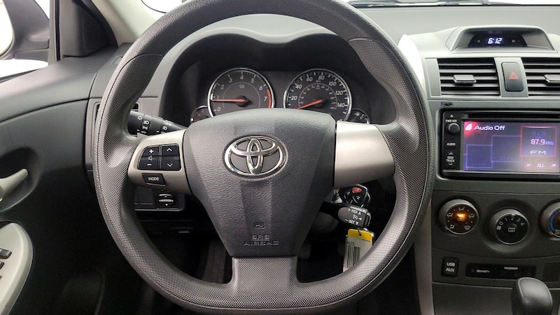 2013 Toyota Corolla S 10