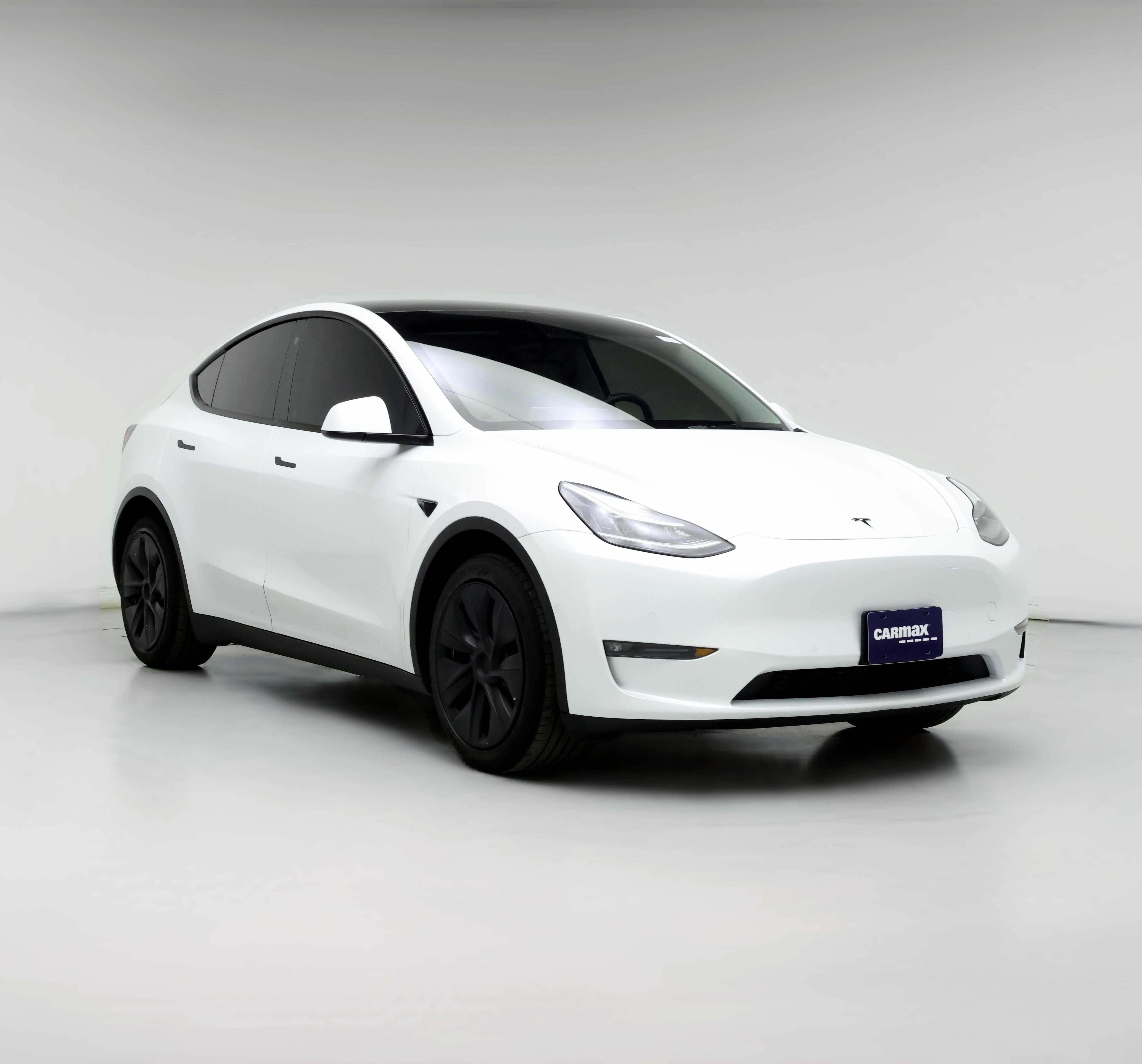 Tesla 3 row on sale model y