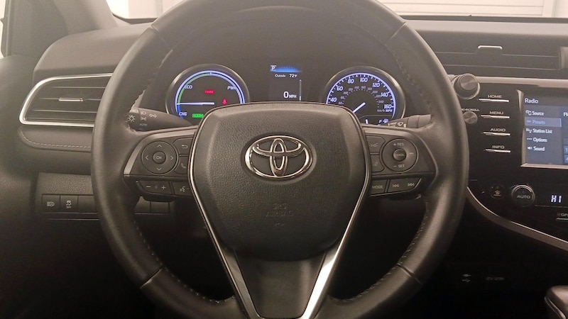 2018 Toyota Camry SE 10