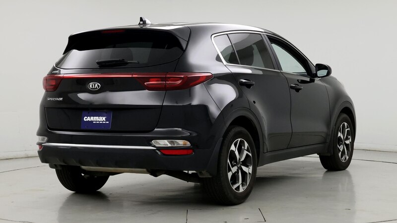 2022 Kia Sportage LX 8