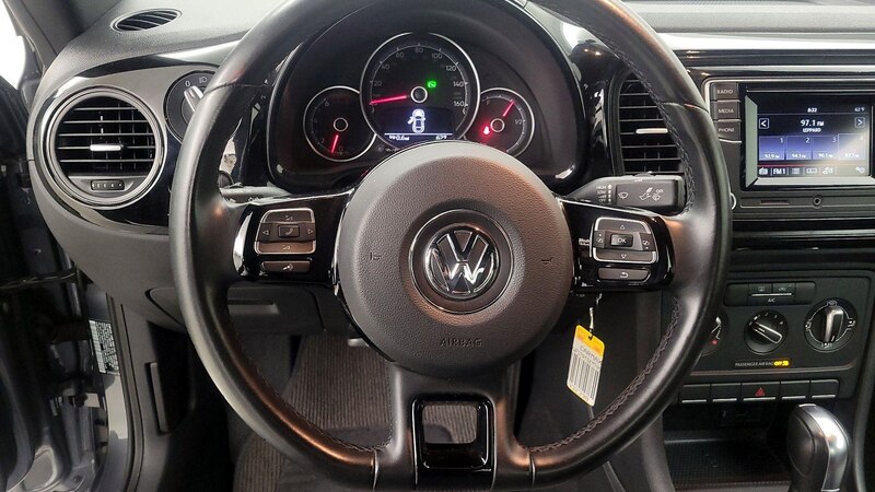 2019 Volkswagen Beetle S 10