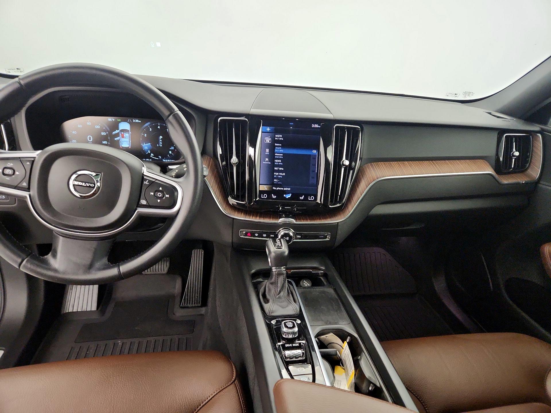 Thumbnail: 2021 Volvo XC60 - 9