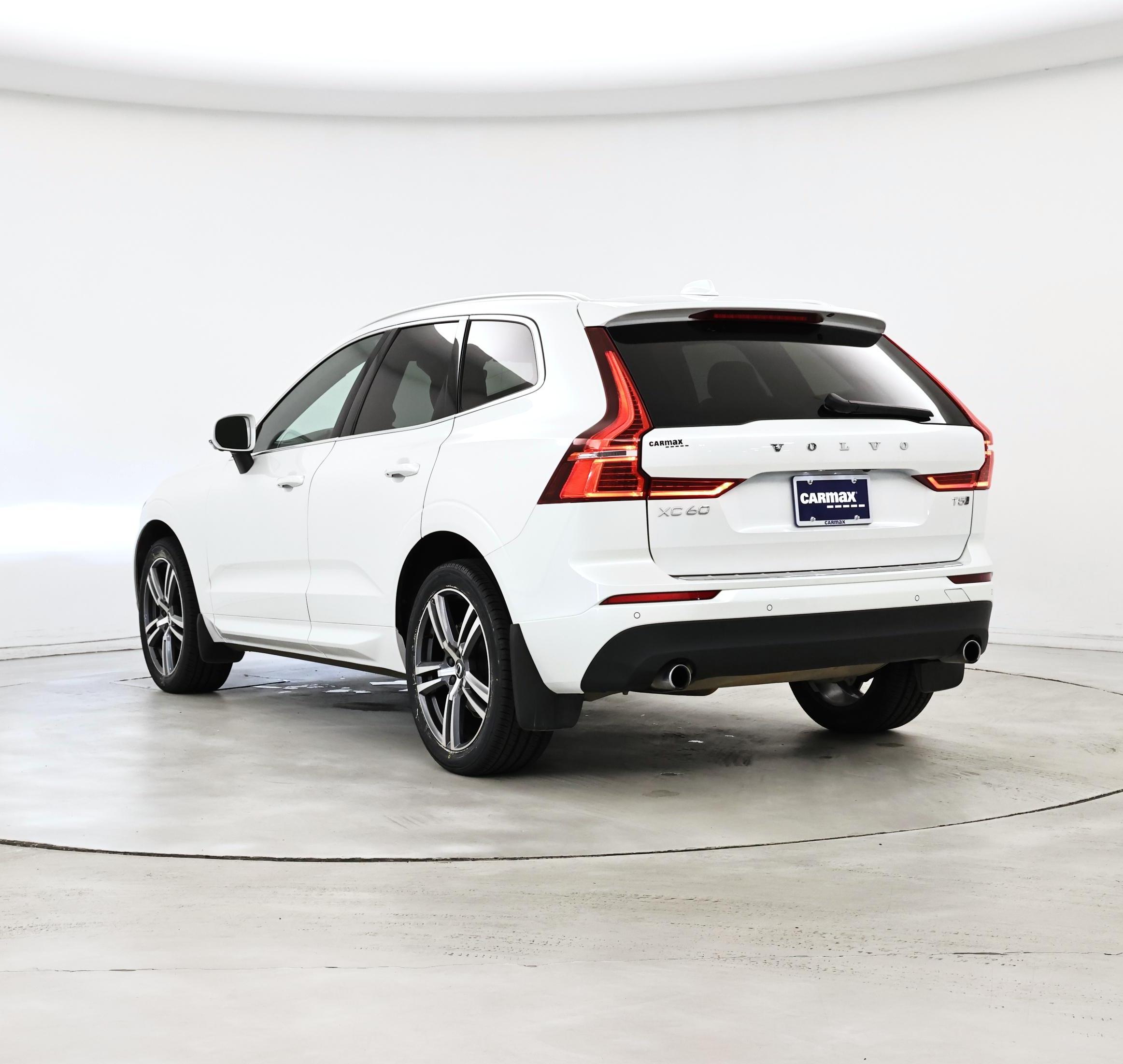 Thumbnail: 2021 Volvo XC60 - 2