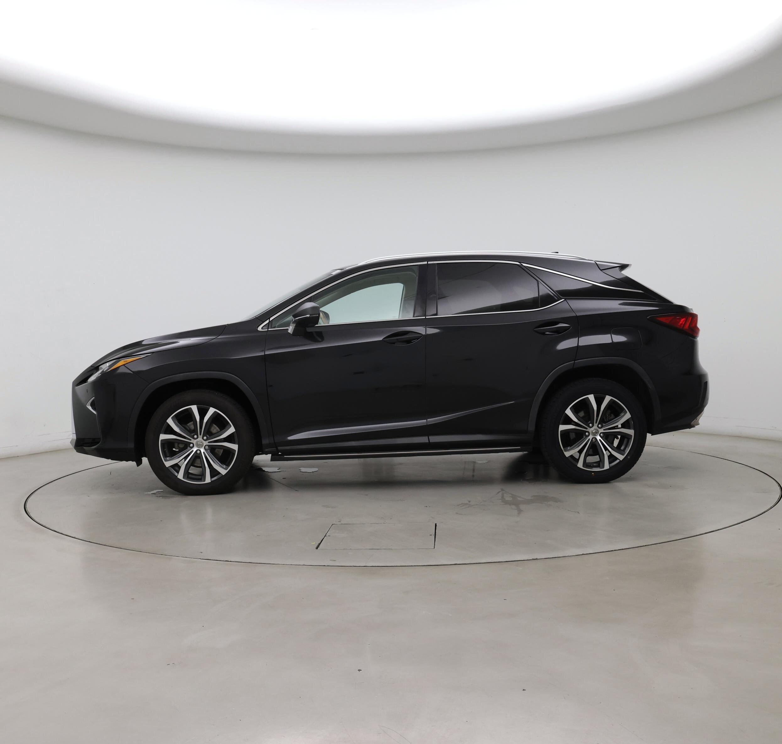 Thumbnail: 2017 Lexus RX - 3